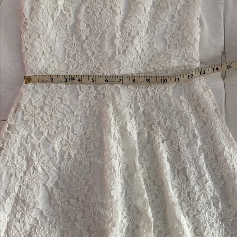 Ginger G white lace dress - Picture 6 of 8